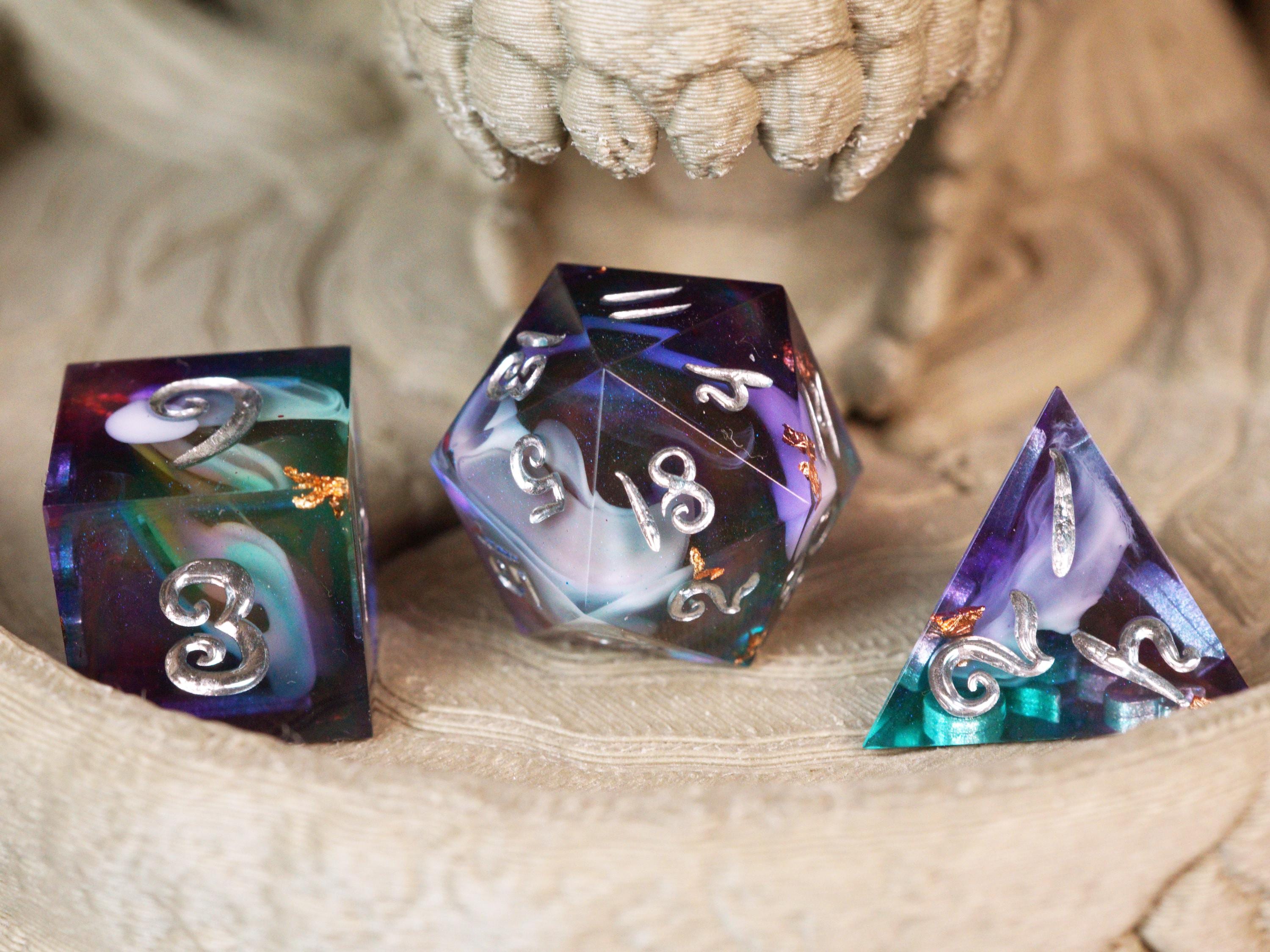 Magic Missile - silver - Handmade Resin Dice Set